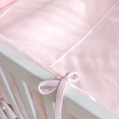 Chevron Bedomranding 34x210cm Light pink