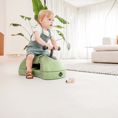 MyFirst babyscooter Olive