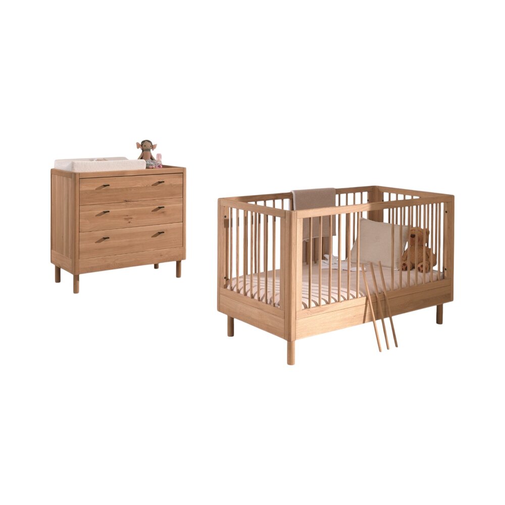 Forrest 2-delige kamer oak (babybed+commode) + GRATIS speelgoedkoffer