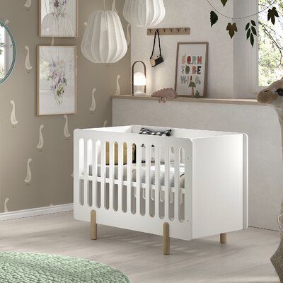 Smile 2-delige kamer (babybed+commode) + GRATIS speelgoedkoffer